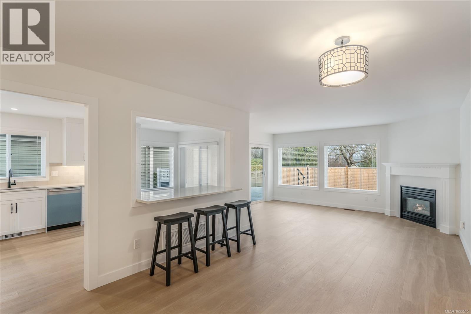 1293 Oceanside Dr, Qualicum Beach, British Columbia V9K 2K4 - Photo 5 - 1023515