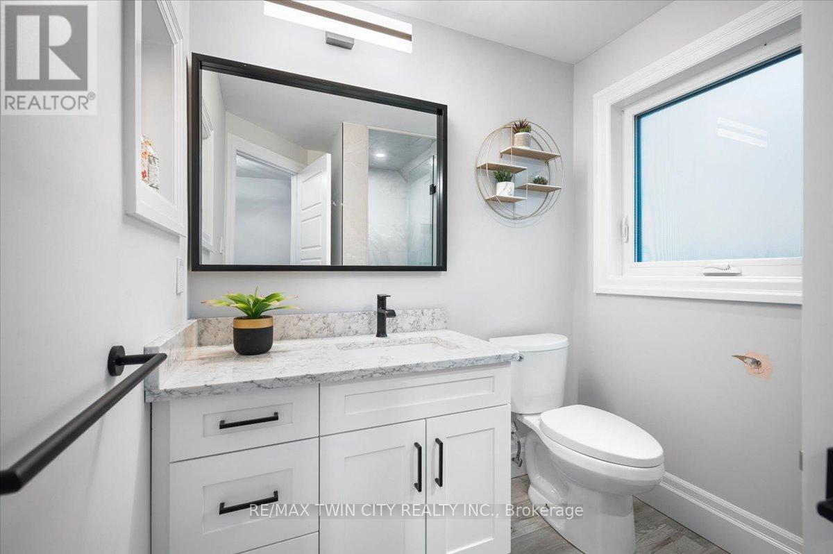 162 Greenbrook Drive, Kitchener, Ontario  N2M 4J7 - Photo 25 - X12716354