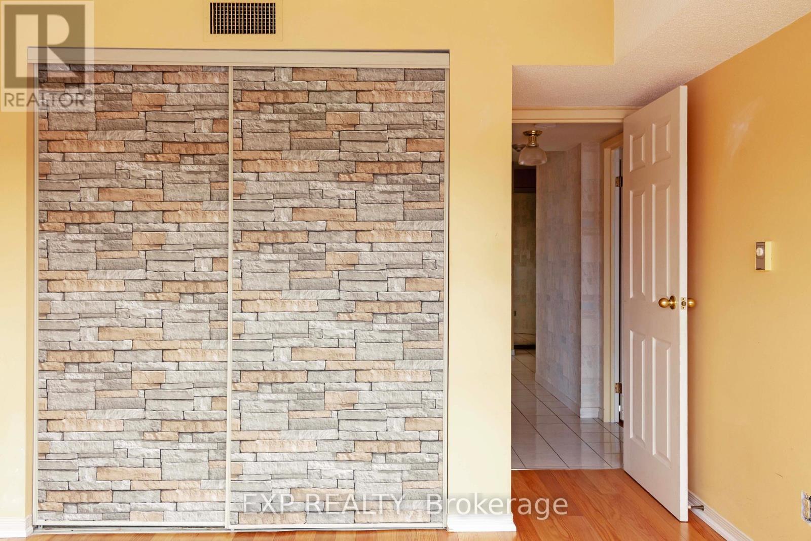 204 - 495 Highway 8, Hamilton, Ontario  L8G 5E1 - Photo 10 - X12716392