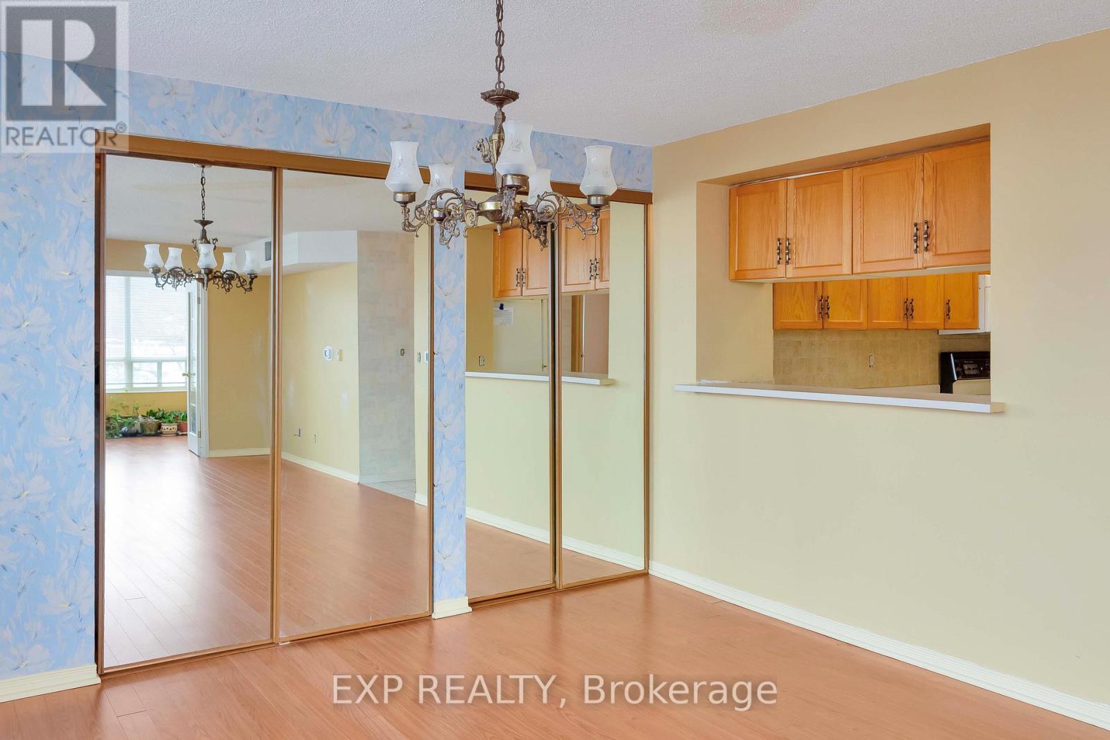 204 - 495 Highway 8, Hamilton, Ontario  L8G 5E1 - Photo 5 - X12716392