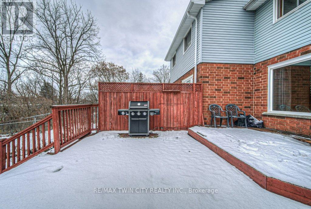 154 St Andrews Drive, Hamilton, Ontario  L8K 6C3 - Photo 32 - X12716422