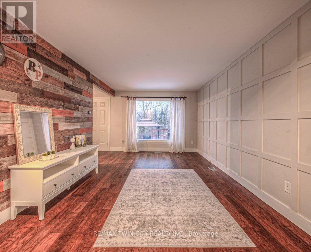 154 St Andrews Drive, Hamilton, Ontario  L8K 6C3 - Photo 9 - X12716422