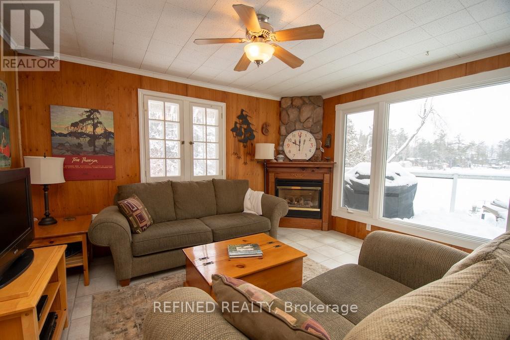 2425 South Bay Road, Douro-Dummer, Ontario  K0L 2H0 - Photo 9 - X12716462