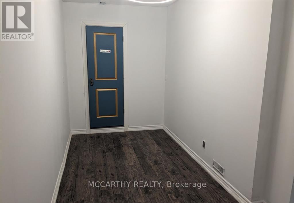 104 - 155-165 Main Street W, Shelburne, Ontario  L9V 3K3 - Photo 3 - X12716488