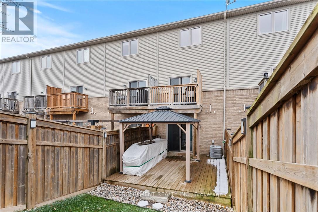 23 Edenrock Drive, Hamilton, Ontario  L8E 5G9 - Photo 32 - X12716502