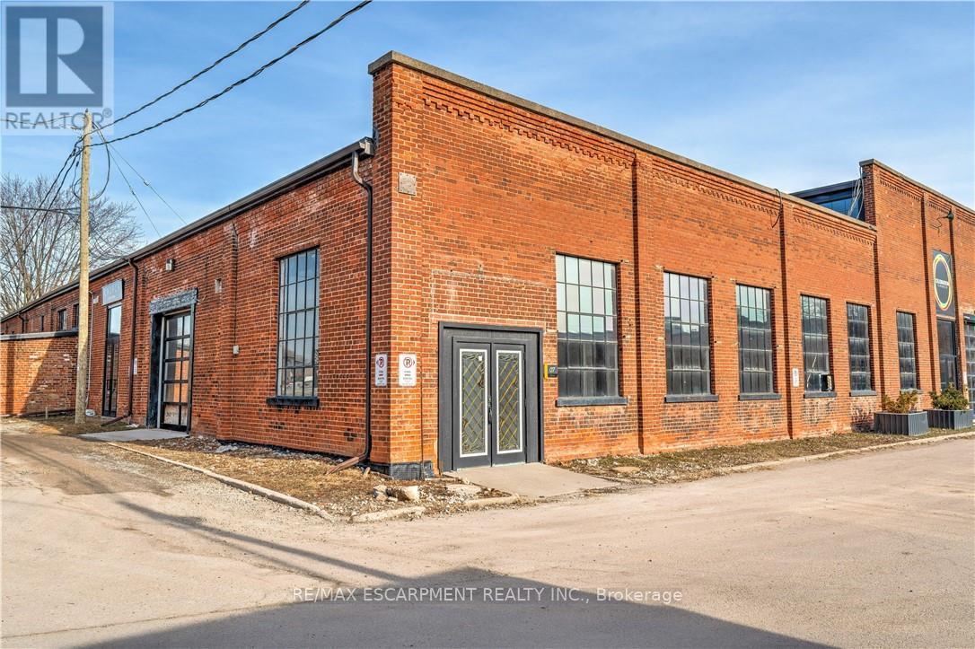 7 - 111 Sherwood Drive, Brantford, Ontario  N3T 6J9 - Photo 11 - X12716534