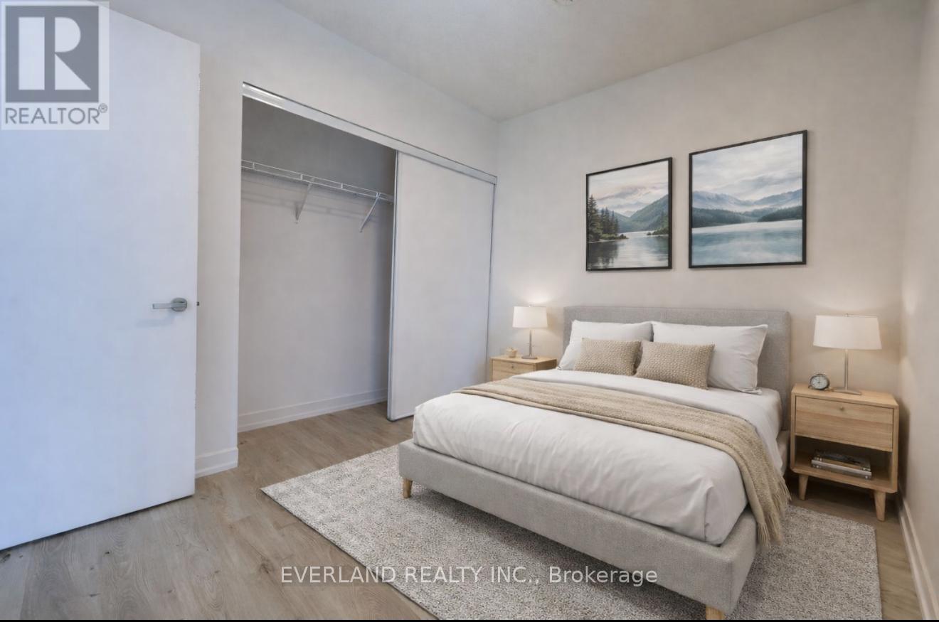 1108 - 138 Downes Street, Toronto, Ontario  M5E 0E4 - Photo 8 - C12710694