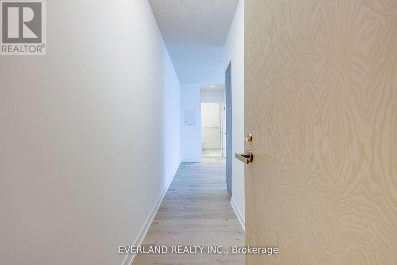 1108 - 138 Downes Street, Toronto, Ontario  M5E 0E4 - Photo 3 - C12710694