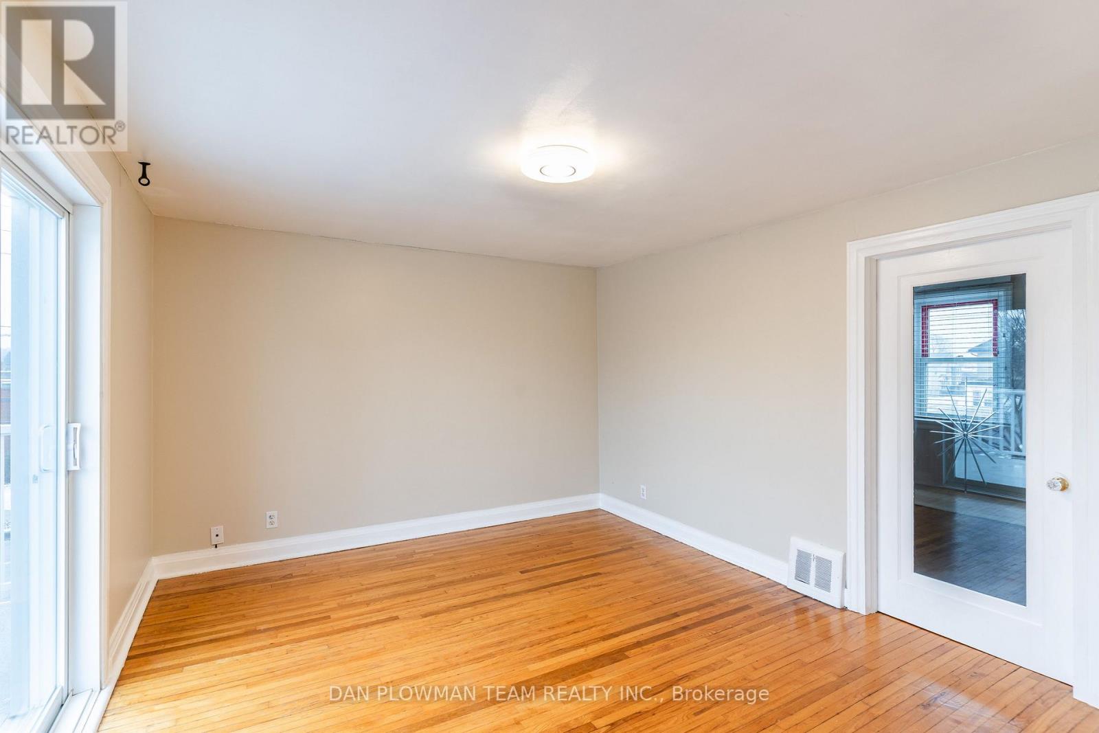 536 King Street E, Oshawa, Ontario  L1H 1G1 - Photo 23 - E12716372