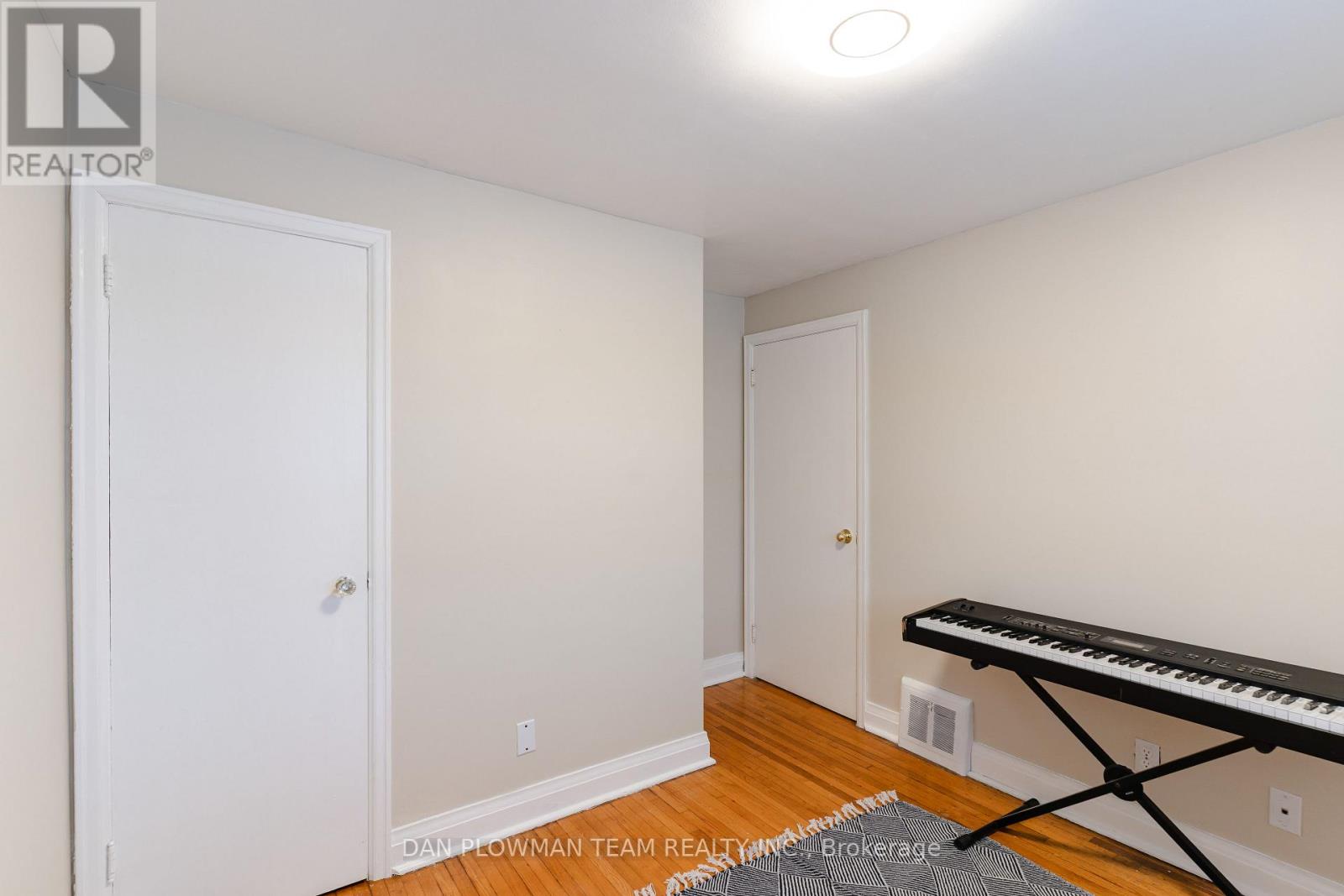 536 King Street E, Oshawa, Ontario  L1H 1G1 - Photo 30 - E12716372