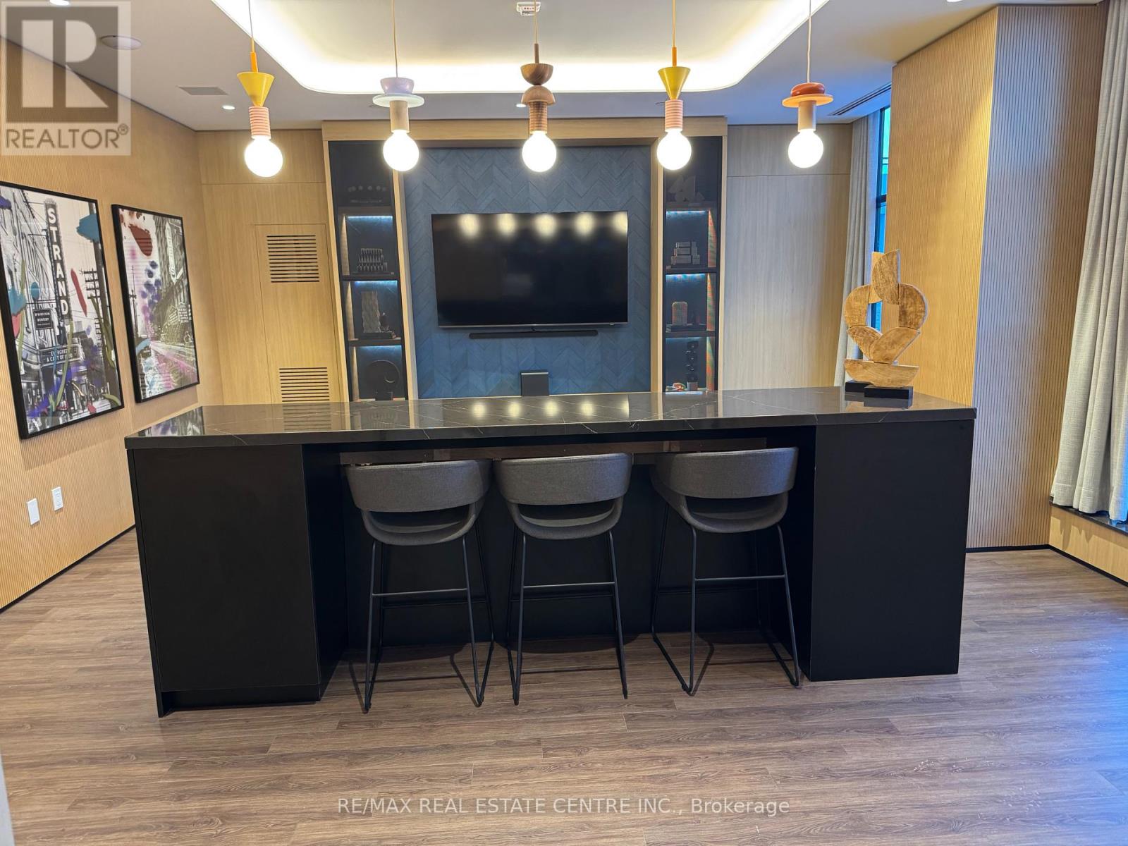 707 - 750 Whitlock Avenue, Milton, Ontario  L9E 2B5 - Photo 4 - W12716038