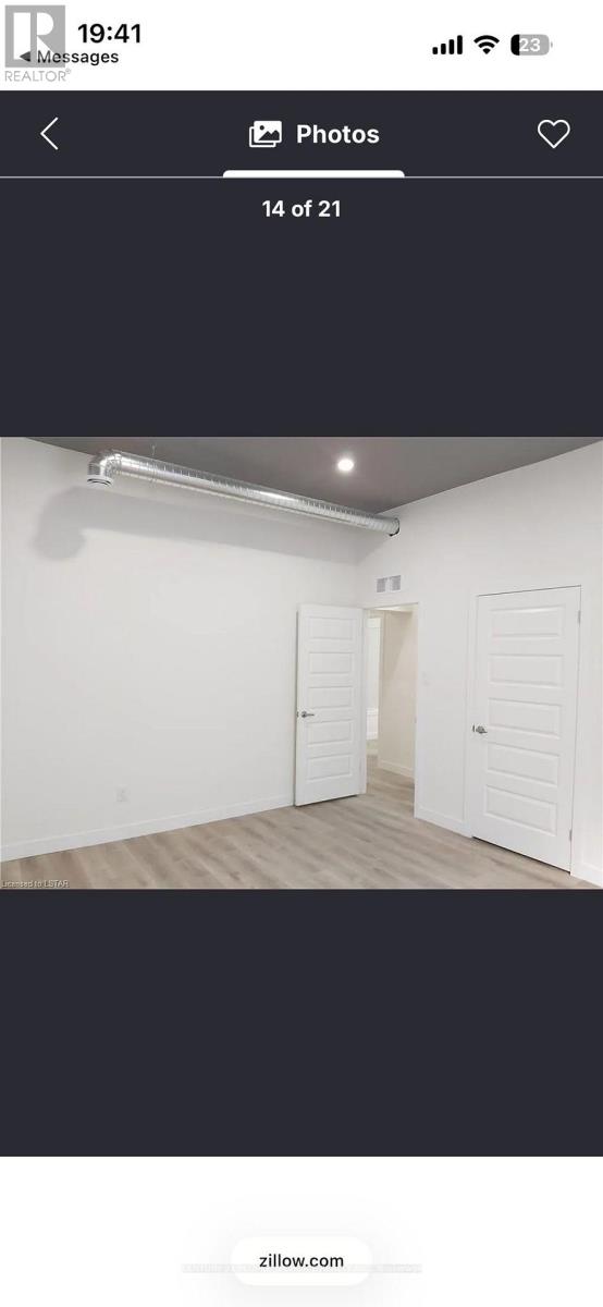 2 - 692 Dundas Street, Woodstock, Ontario  N4S 1E6 - Photo 7 - X12703608