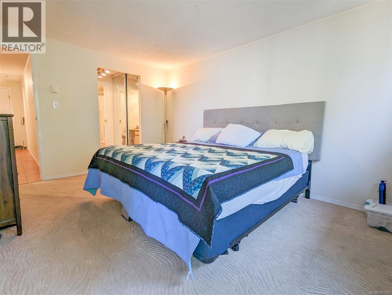 309 1560 Hillside Ave, Victoria, British Columbia  V8T 5B8 - Photo 12 - 1023711