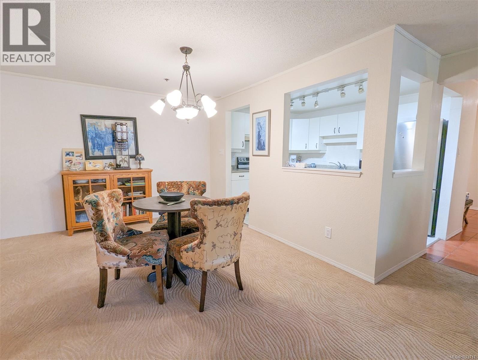 309 1560 Hillside Ave, Victoria, British Columbia  V8T 5B8 - Photo 6 - 1023711