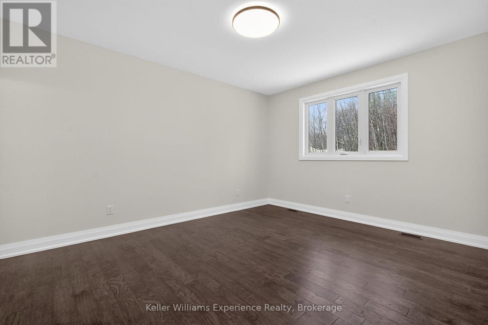 62 Rue Vanier, Tiny, Ontario L9M 0J2 - Photo 15 - S12716702