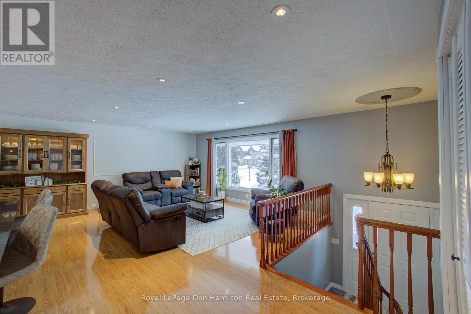 675 Prospect Street, Minto, Ontario N0G 2P0 - Photo 6 - X12716686