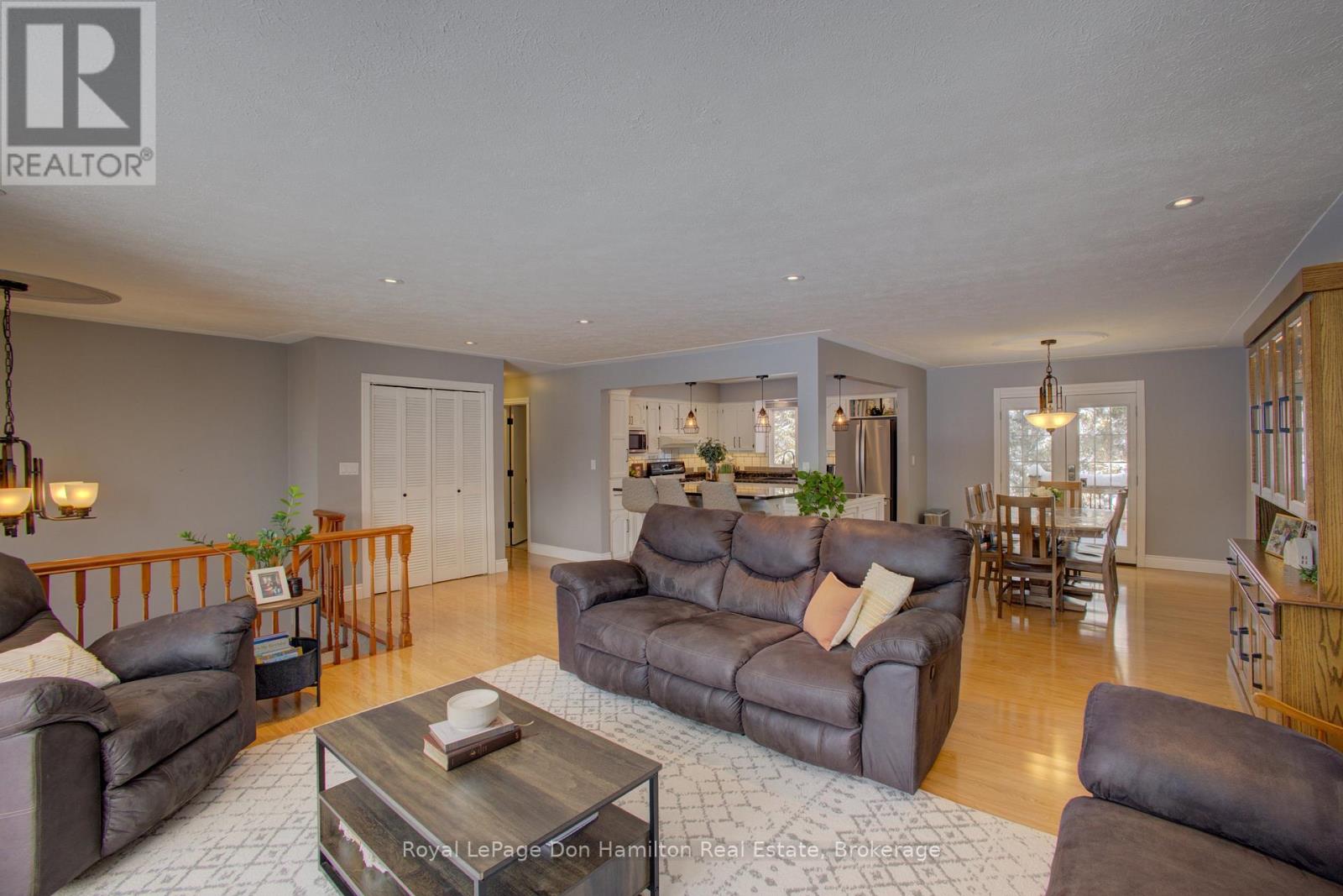 675 Prospect Street, Minto, Ontario N0G 2P0 - Photo 9 - X12716686