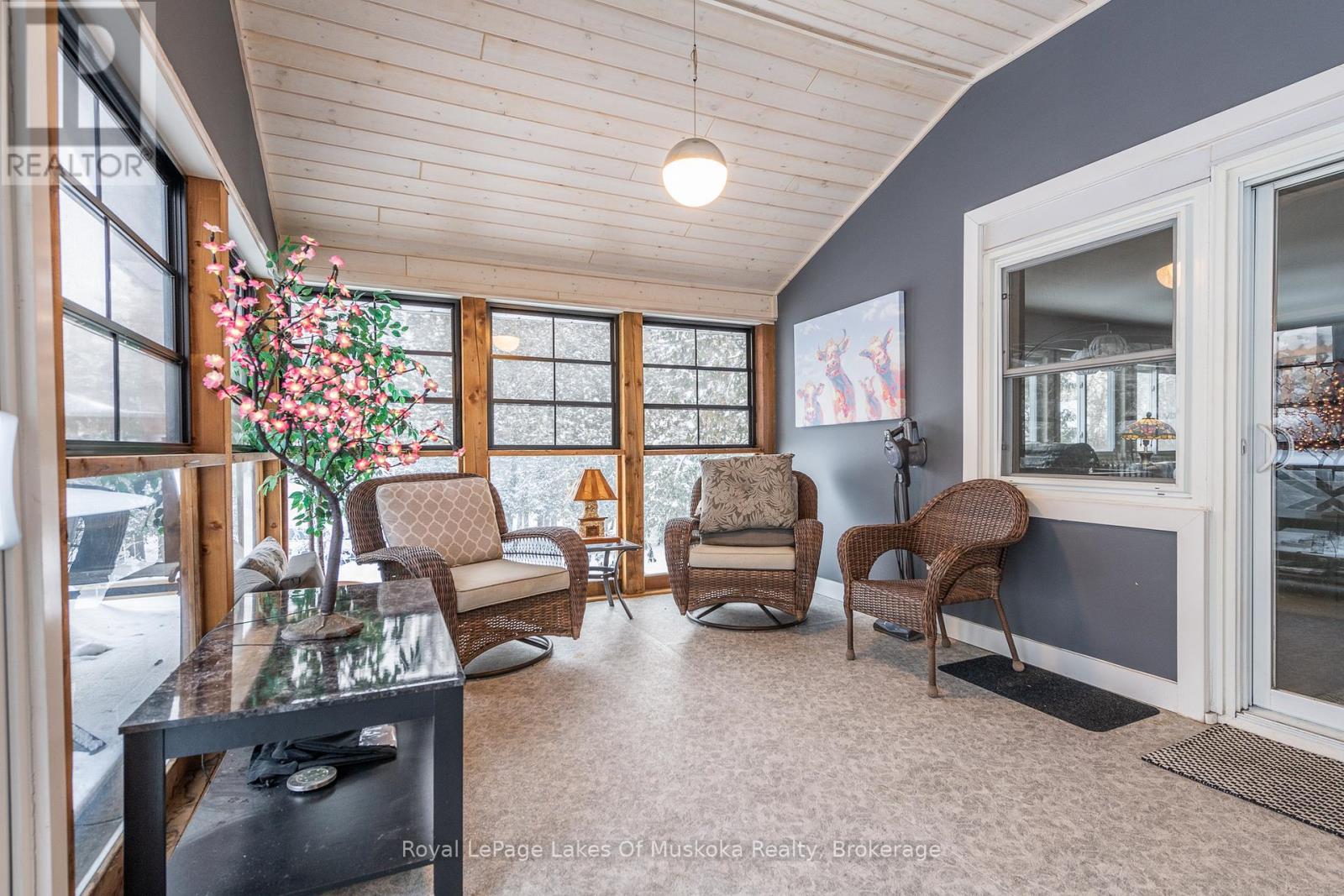 256 Woodland Drive, Huntsville (Chaffey), Ontario  P1H 1A6 - Photo 15 - X12716700