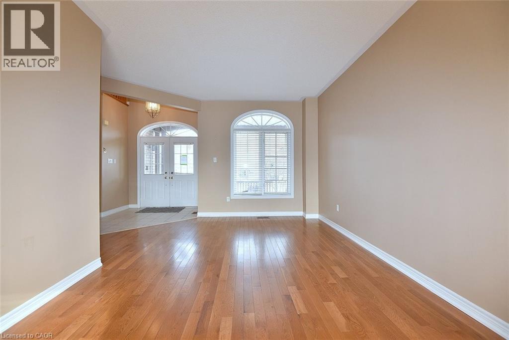 50 Winegarden Trail, Dundas, Ontario  L9H 7M2 - Photo 10 - 40799926