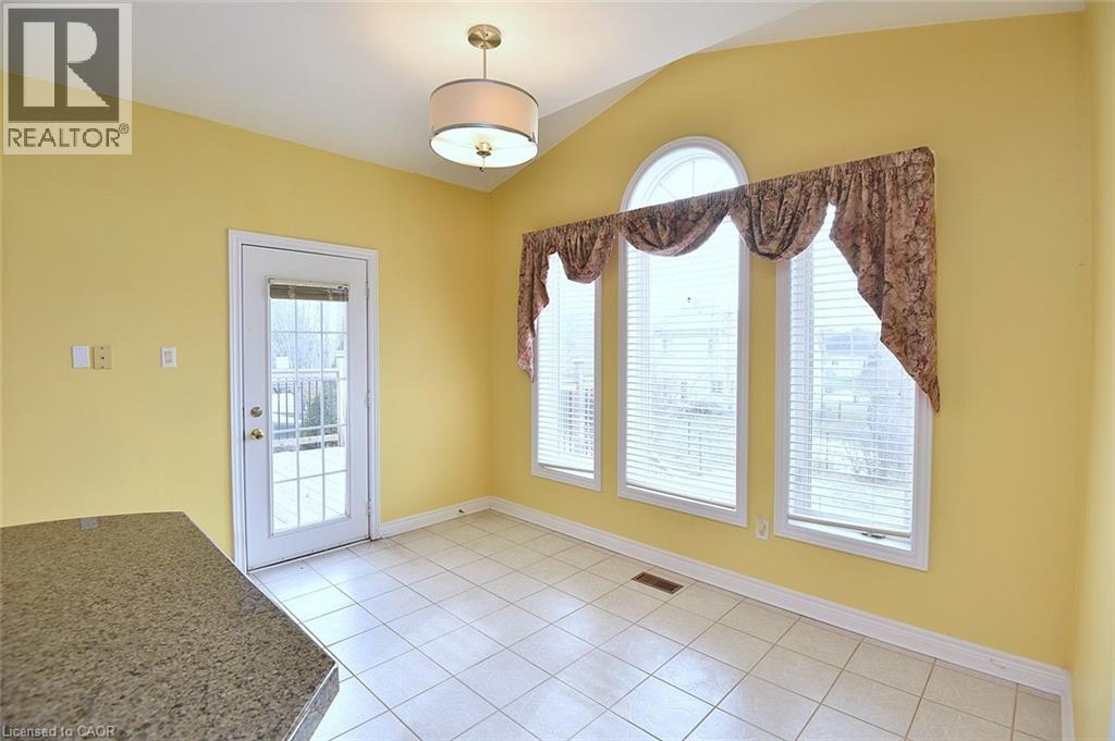 50 Winegarden Trail, Dundas, Ontario  L9H 7M2 - Photo 16 - 40799926