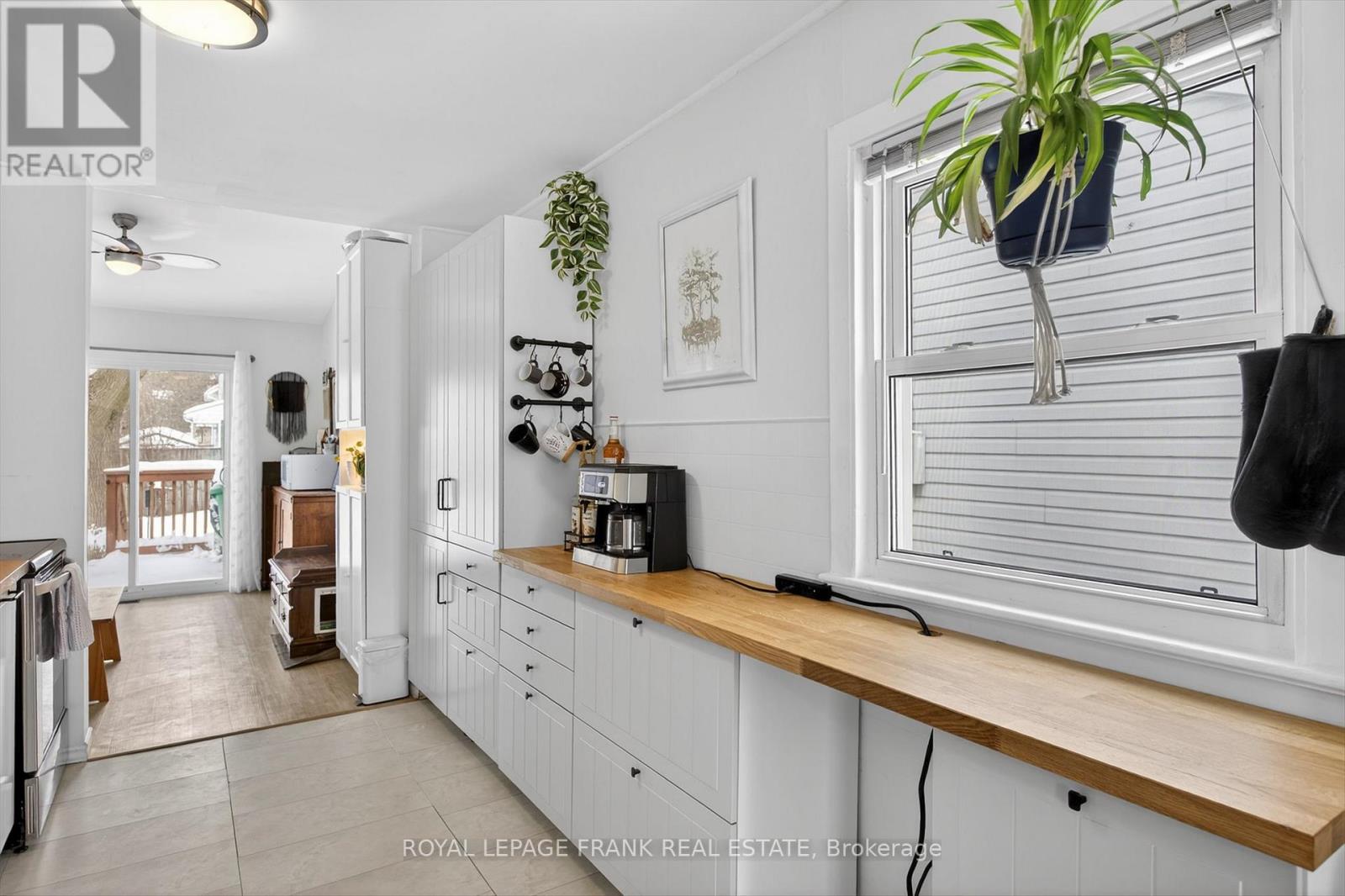 744 Brown Street, Peterborough, Ontario  K9J 4K8 - Photo 10 - X12716582