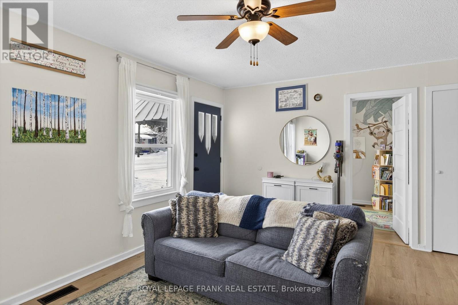 744 Brown Street, Peterborough, Ontario  K9J 4K8 - Photo 8 - X12716582