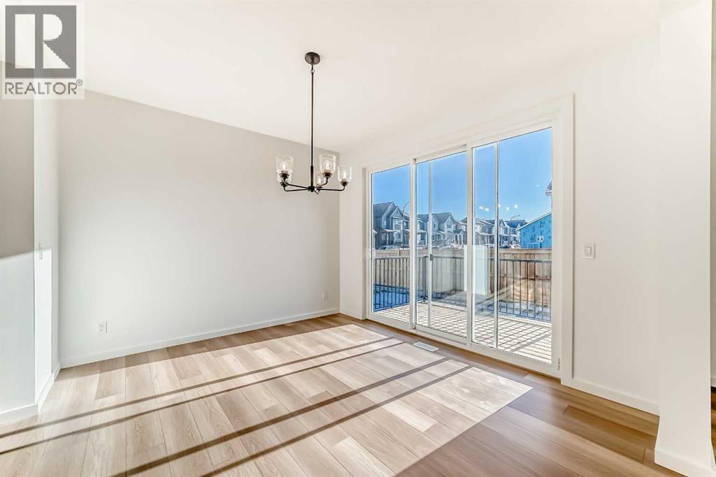 63 Creekside Path Sw, Calgary, Alberta  T2X 5V9 - Photo 9 - A2279480