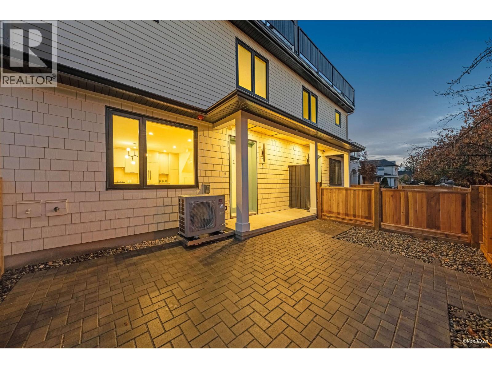 1 6730 Heather Street, Vancouver, British Columbia  V6P 3P4 - Photo 3 - R3081752