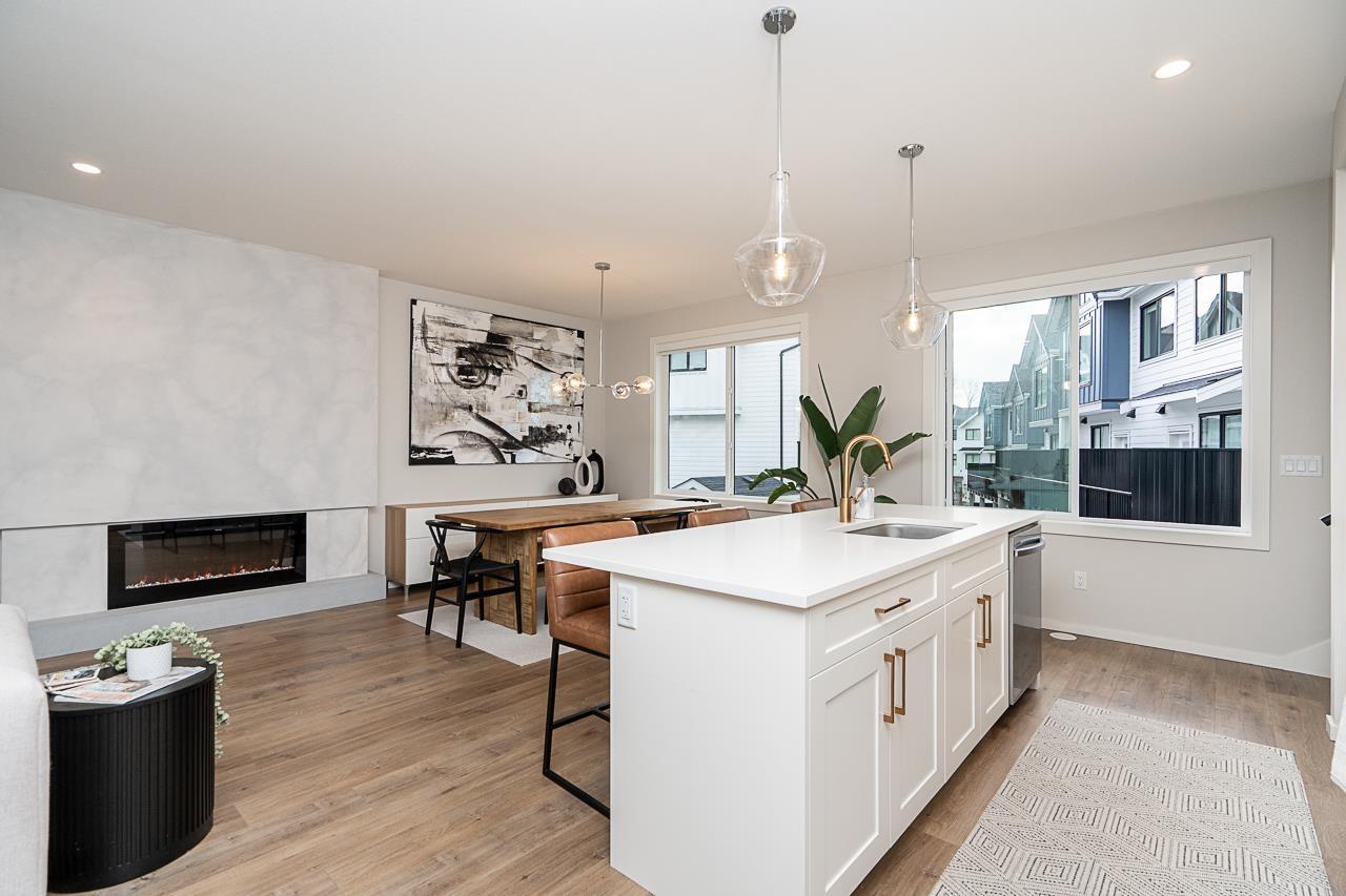 118 1833 165a Street, Surrey, British Columbia  V3Z 9N3 - Photo 4 - R3081048