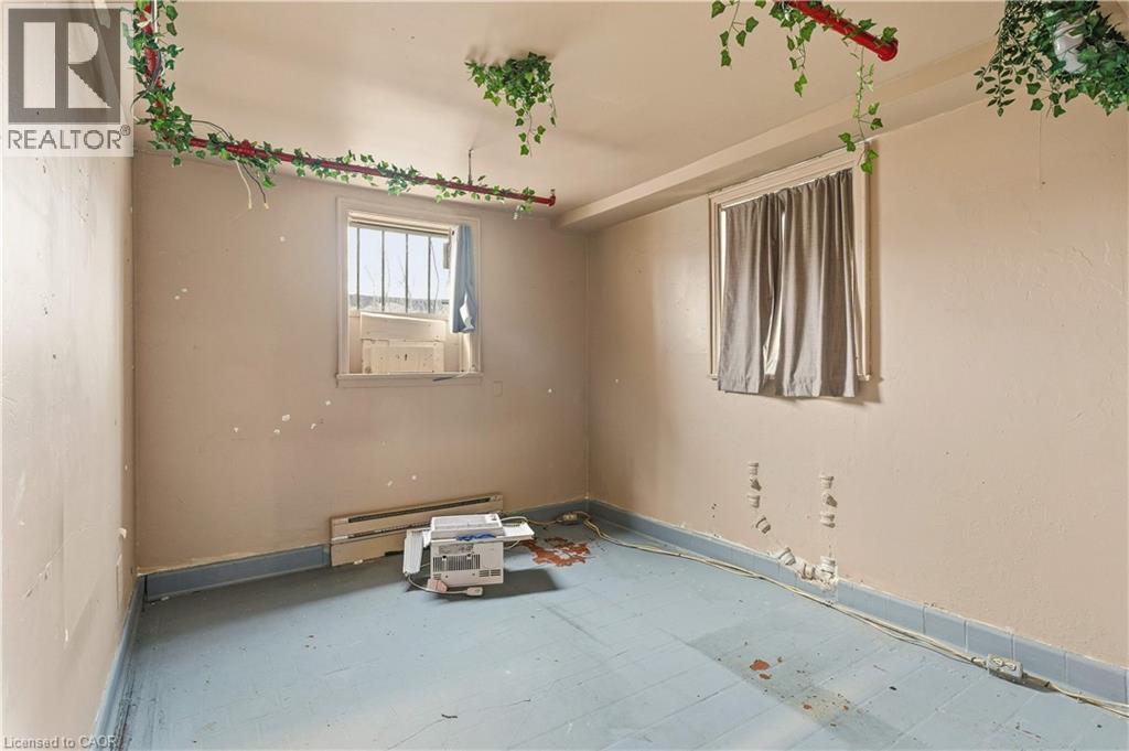 111 Sherwood Drive Unit# 45, Brantford, Ontario  N3T 6J9 - Photo 5 - 40799723