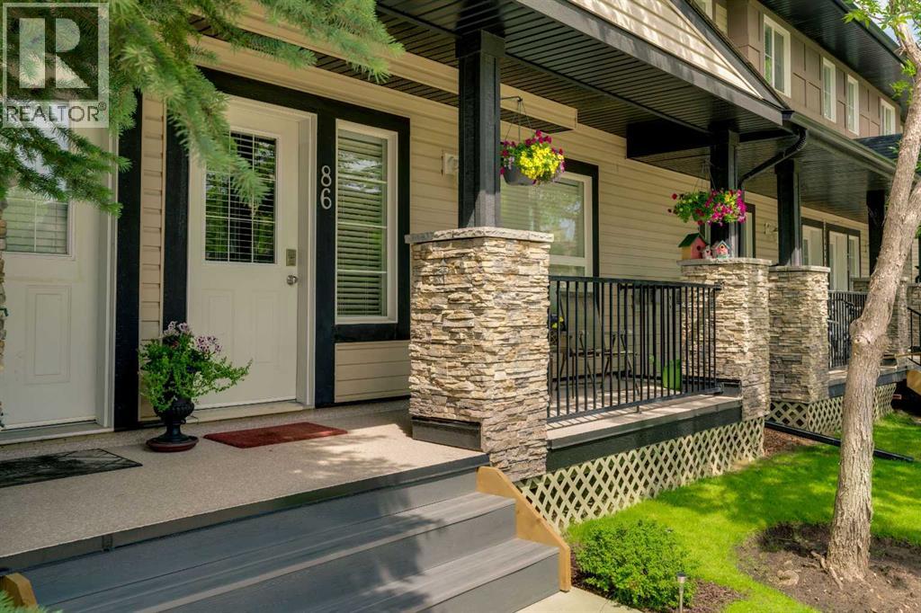 86 Eversyde Common Sw, Calgary, Alberta  T2Y 4Z6 - Photo 2 - A2280590