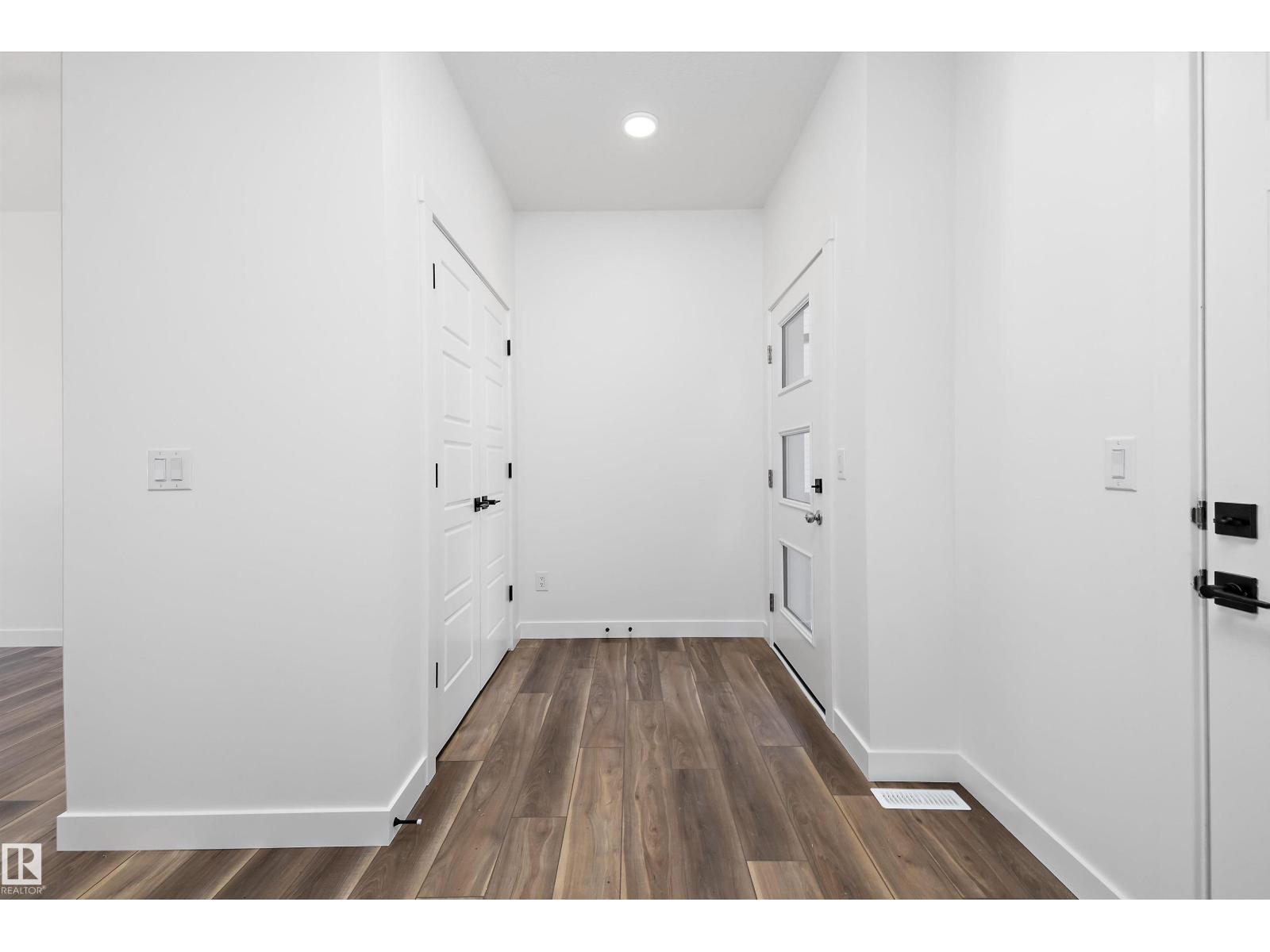 19304 29 Av Nw, Edmonton, Alberta  T6M 3B2 - Photo 3 - E4470445