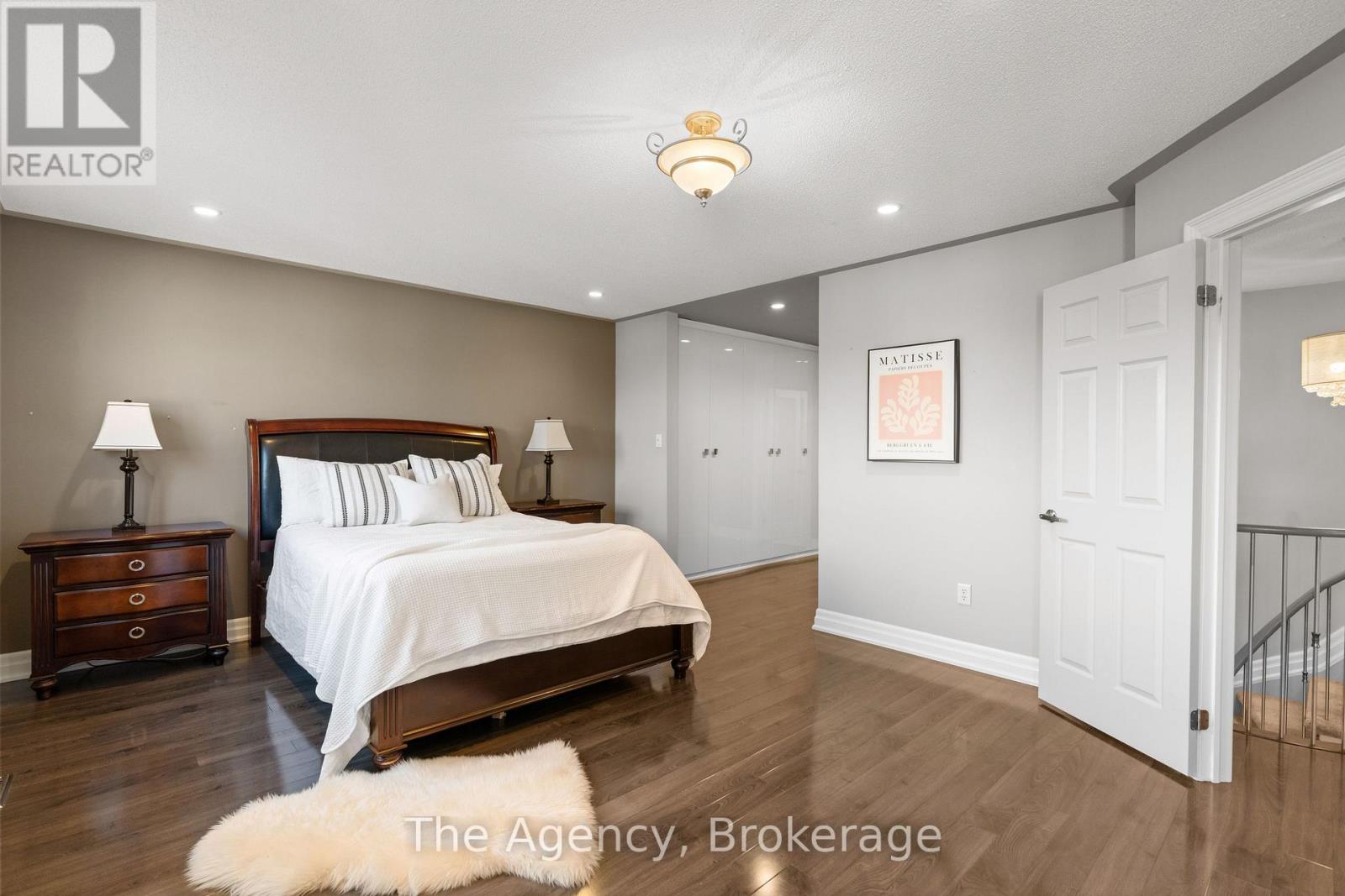 7 Higgin Court, Barrie, Ontario  L4N 0R1 - Photo 12 - S12714032