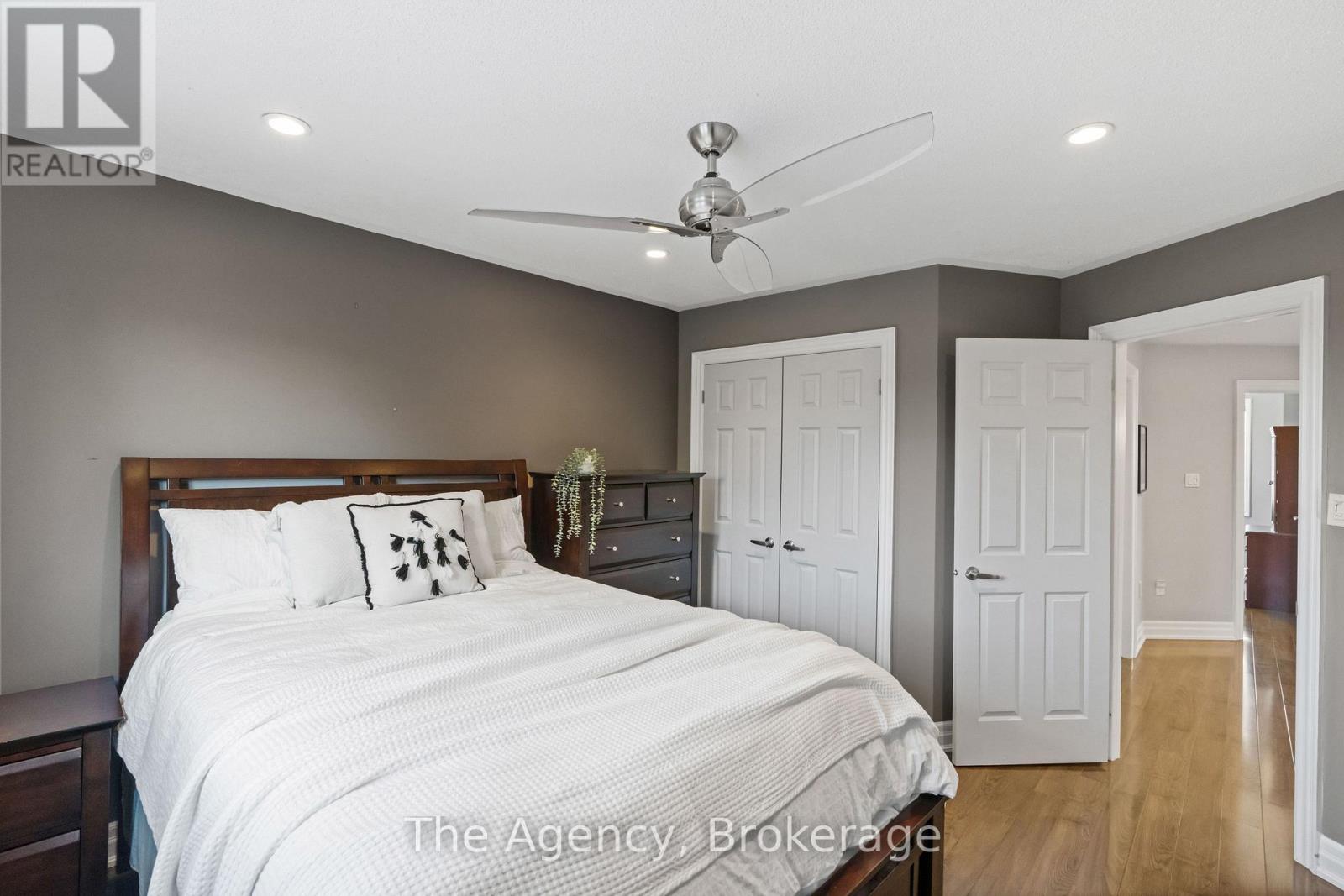 7 Higgin Court, Barrie, Ontario  L4N 0R1 - Photo 27 - S12714032