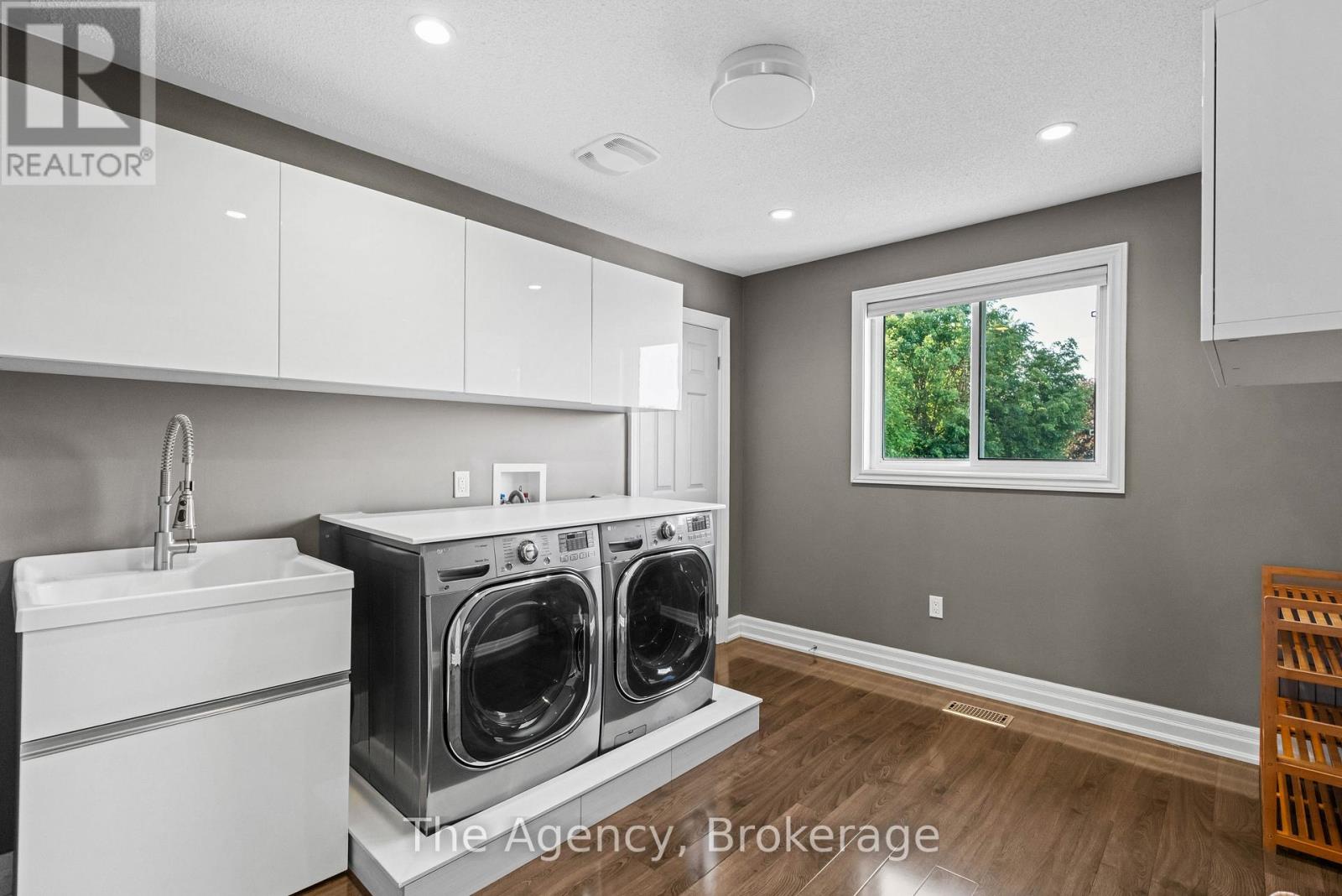 7 Higgin Court, Barrie, Ontario  L4N 0R1 - Photo 28 - S12714032