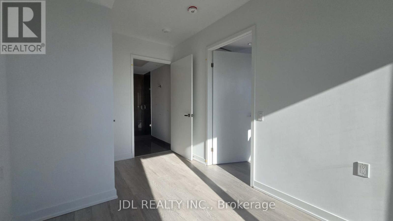 2803 - 88 Queen Street E, Toronto, Ontario  M5C 0B6 - Photo 12 - C12716554