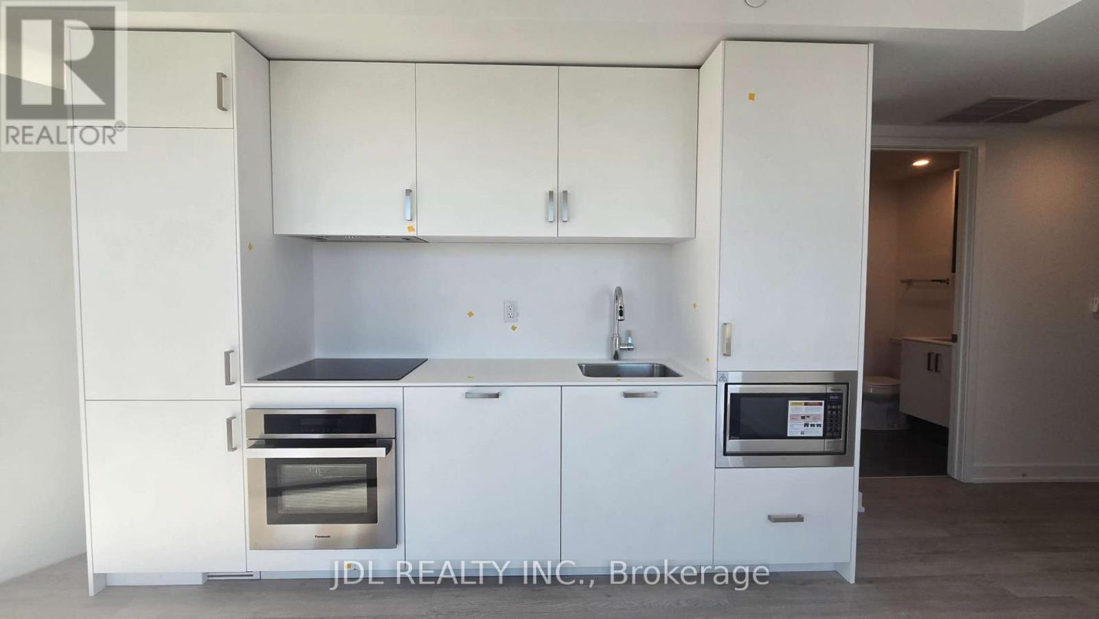 2803 - 88 Queen Street E, Toronto, Ontario  M5C 0B6 - Photo 3 - C12716554