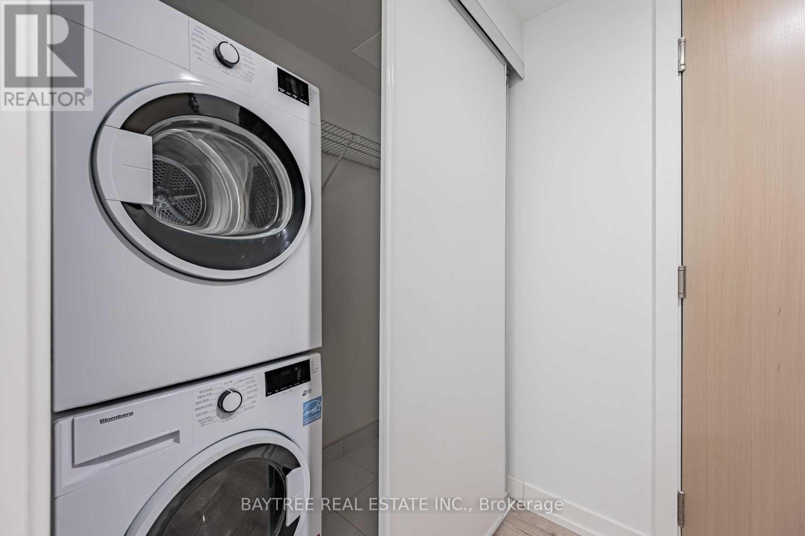 1712 - 395 Bloor Street E, Toronto, Ontario  M4W 0B4 - Photo 18 - C12716584