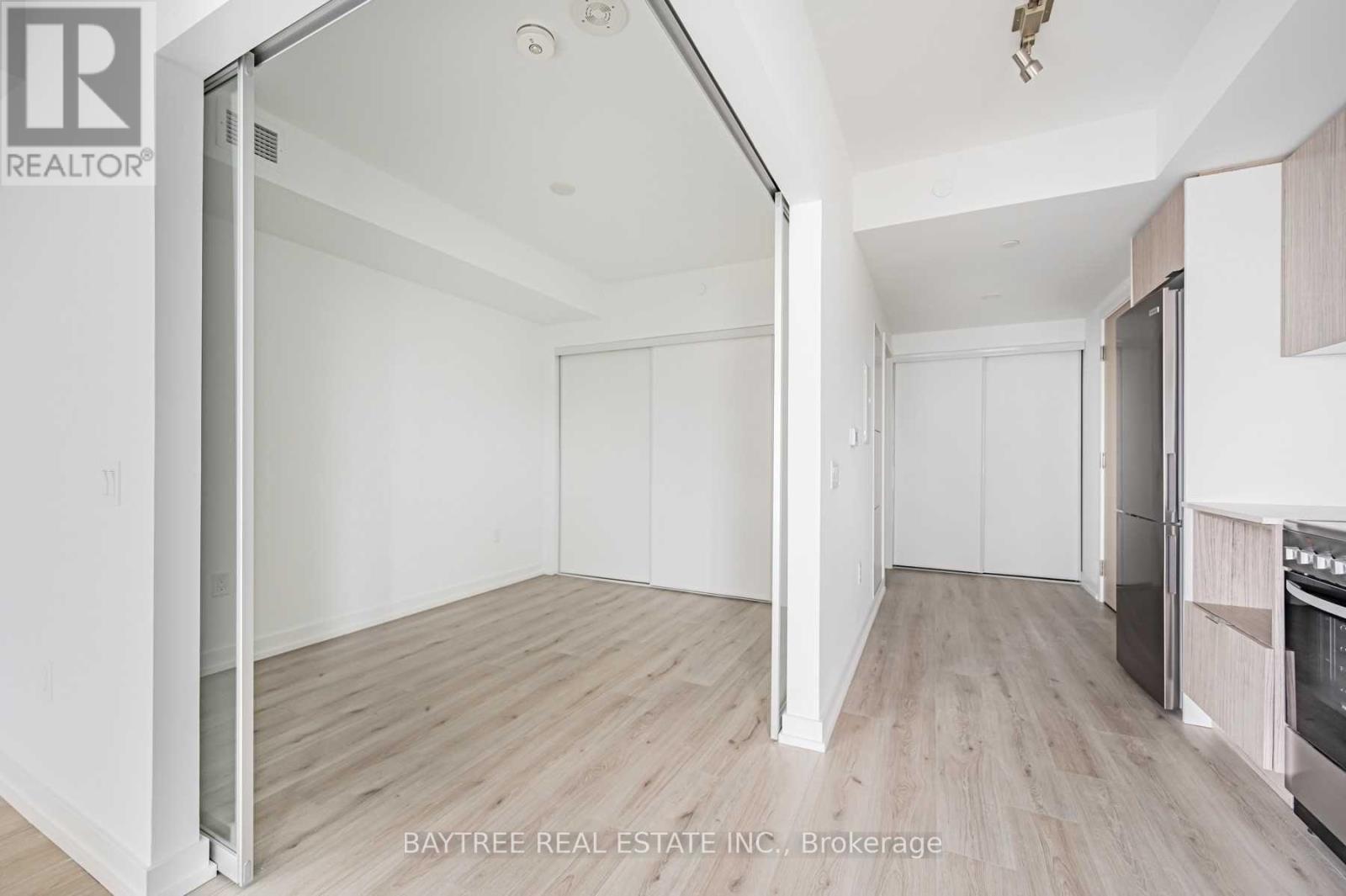 1712 - 395 Bloor Street E, Toronto, Ontario  M4W 0B4 - Photo 8 - C12716584