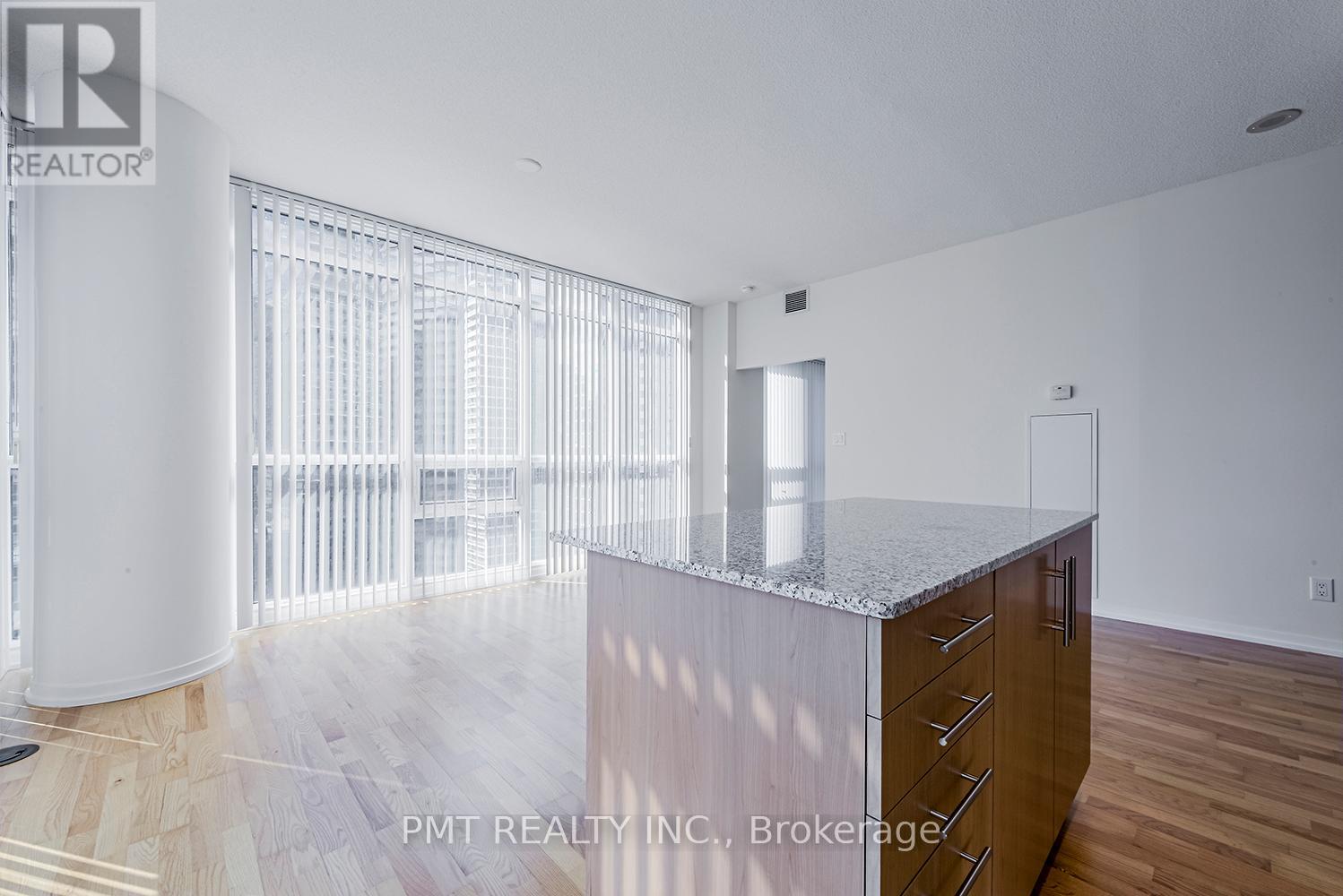 1707 - 55 Bremner Boulevard, Toronto, Ontario  M5J 0A6 - Photo 12 - C12716606