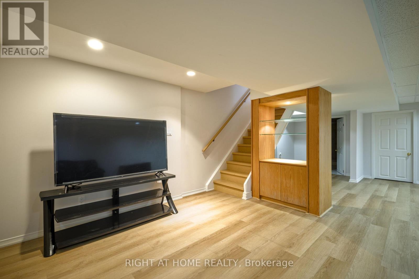 1230 Huntingwood Drive, Toronto, Ontario  M1S 1K8 - Photo 27 - E12716642