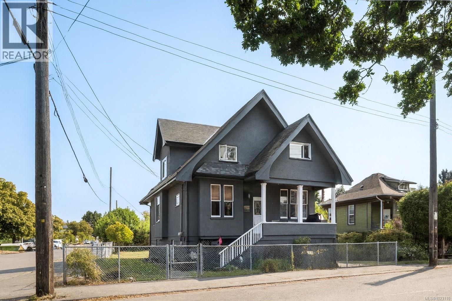 2393 Eastdowne Rd, Oak Bay, British Columbia  V8R 5P6 - Photo 1 - 1023110