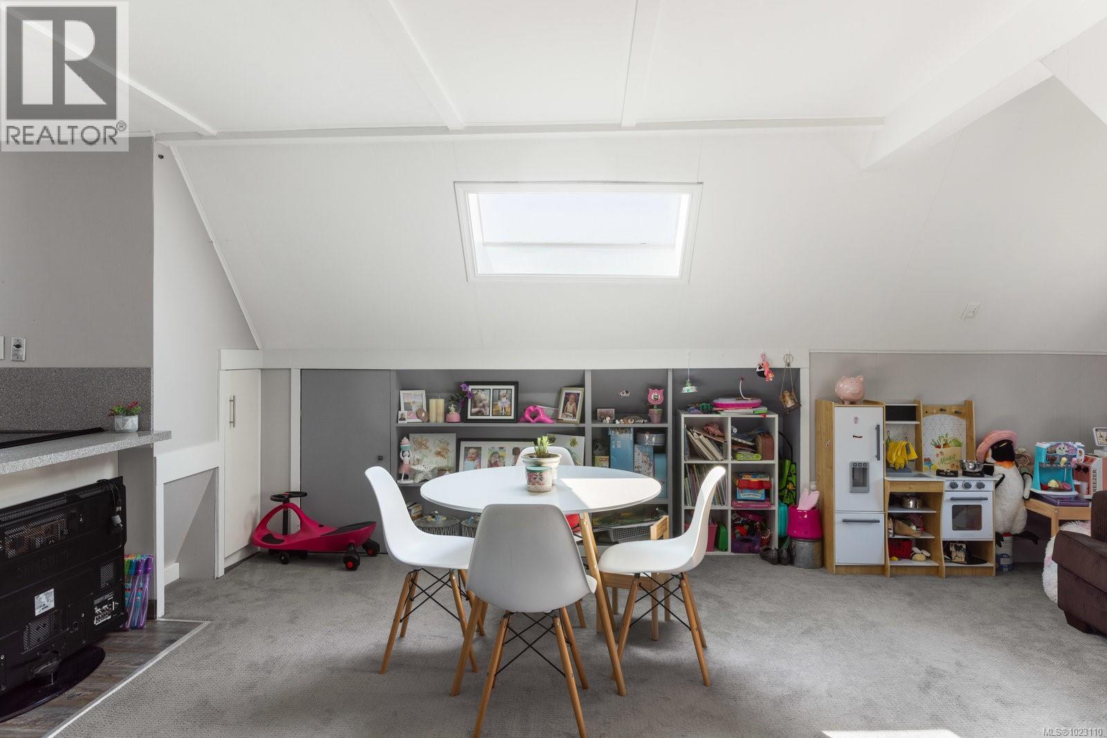 2393 Eastdowne Rd, Oak Bay, British Columbia  V8R 5P6 - Photo 16 - 1023110