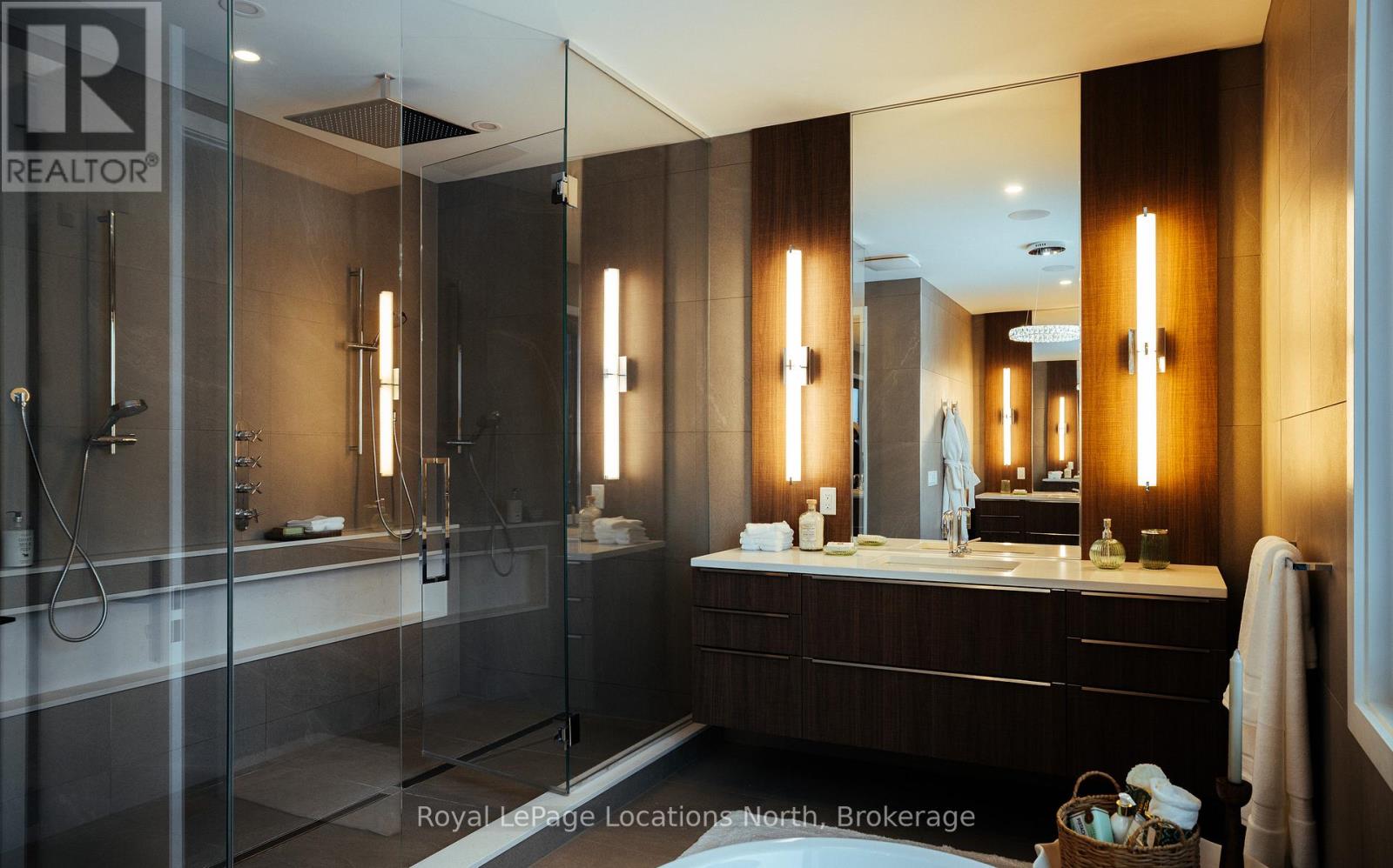 143 Wyandot Court, Blue Mountains, Ontario L9Y 0S4 - Photo 37 - X12711780