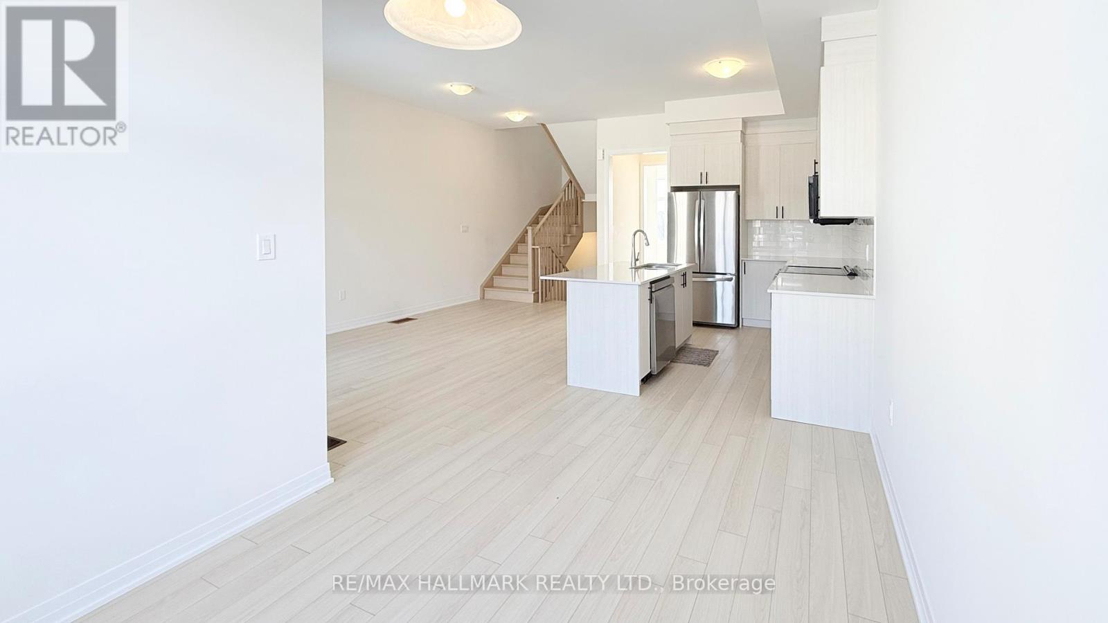 80 Lunay Drive, Richmond Hill, Ontario  L4S 1N4 - Photo 6 - N12716604