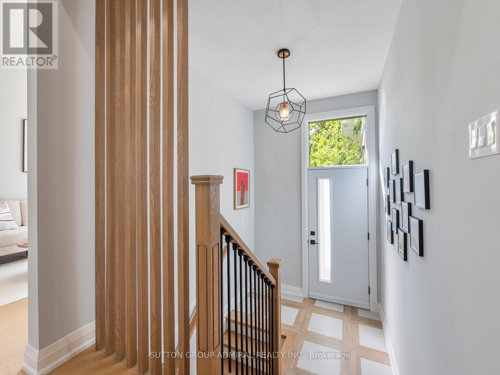 393 Paliser Crescent S, Richmond Hill, Ontario  L4C 1S2 - Photo 11 - N12716608