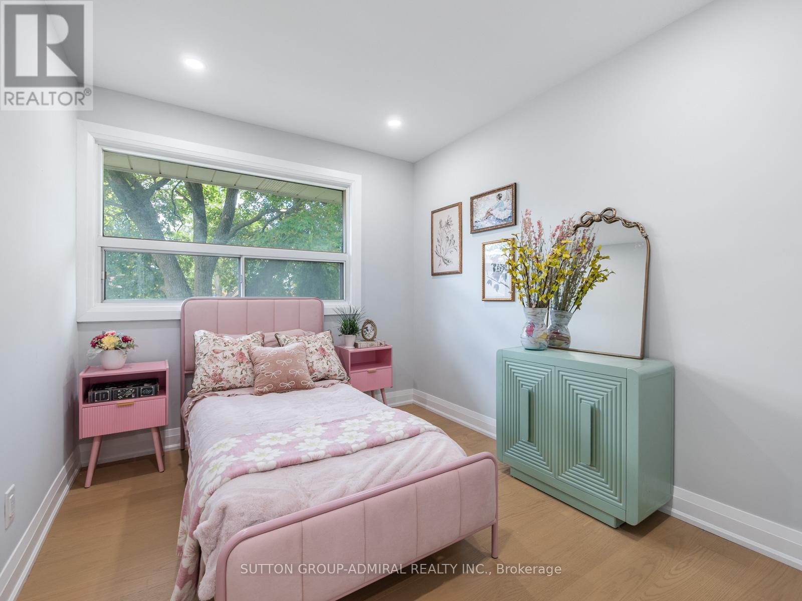 393 Paliser Crescent S, Richmond Hill, Ontario  L4C 1S2 - Photo 17 - N12716608