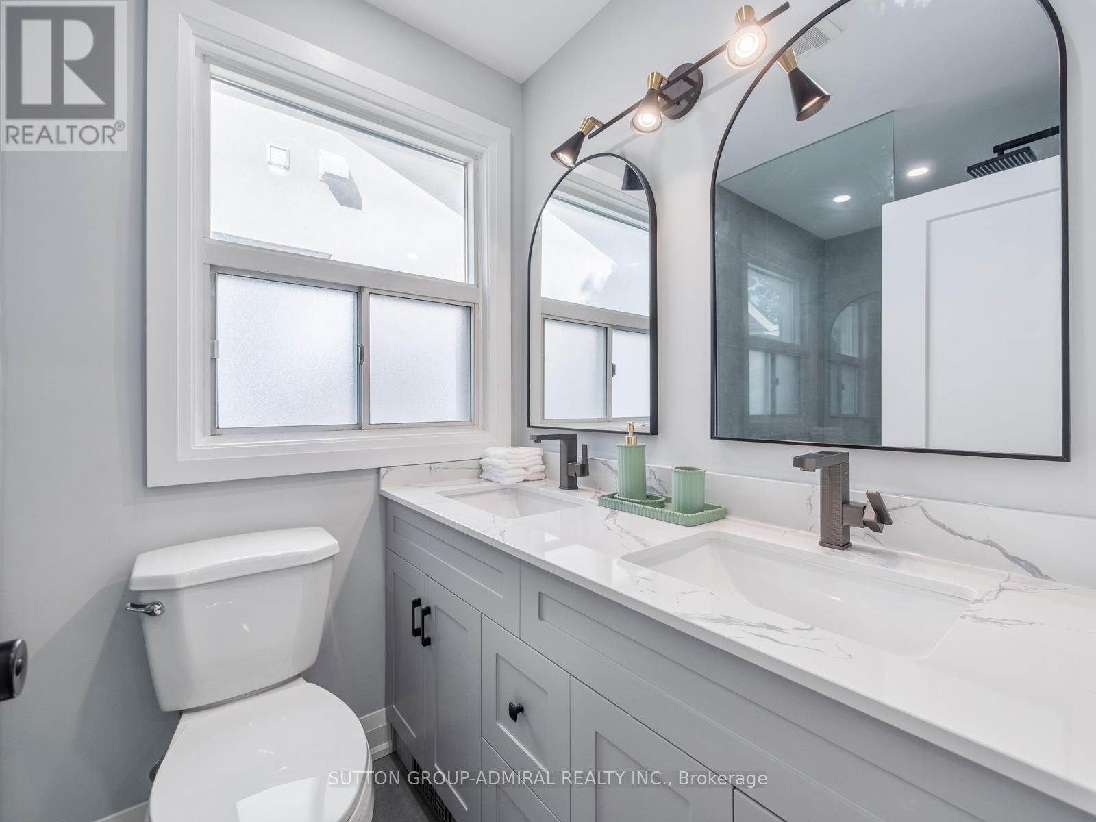 393 Paliser Crescent S, Richmond Hill, Ontario  L4C 1S2 - Photo 21 - N12716608