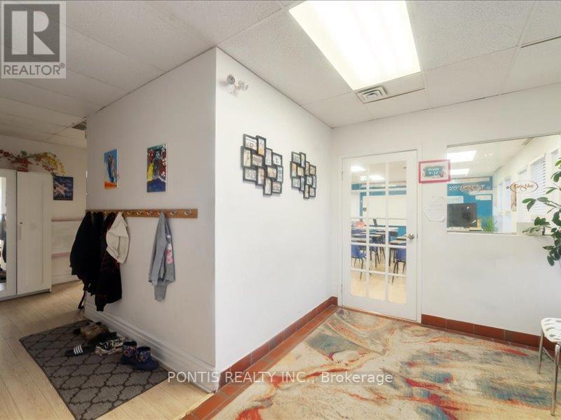 7 Bradwick Drive, Vaughan, Ontario  L4K 2T4 - Photo 11 - N12716618