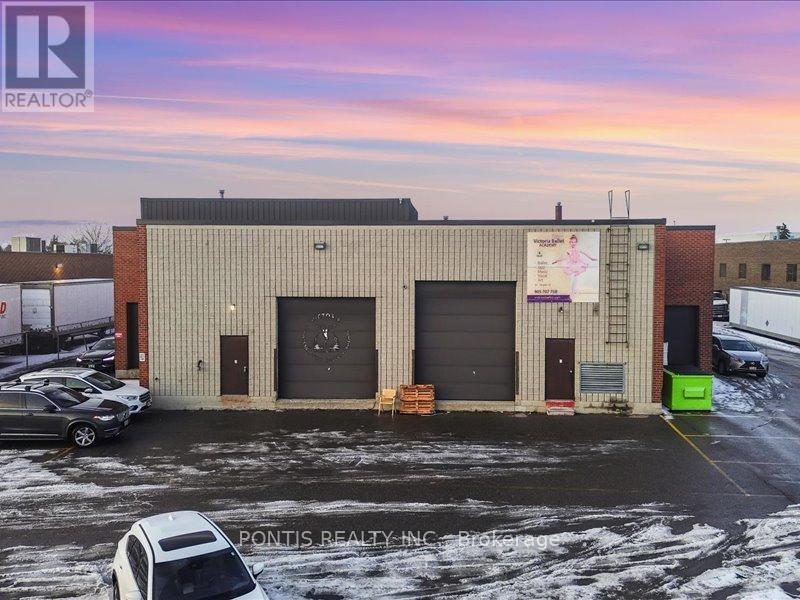 7 Bradwick Drive, Vaughan, Ontario  L4K 2T4 - Photo 10 - N12716668